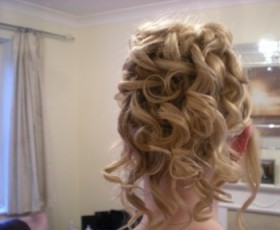 Bridal Hair Falling Curls