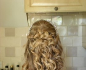 Bridal Hair Curls Half Up