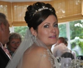Bridal Hair Curls All Up