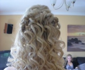 Prom Hair Curls Half Up