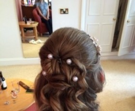 Bridal Curls Half Up